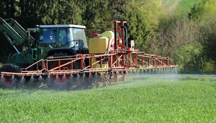 traktor, škropivo, herbicid, glifosat