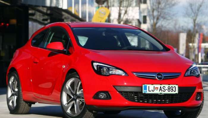 Astra GTC tudi pri nas