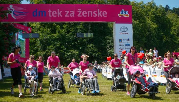 dm teka za ženske se bodo tudi letos udeležile Vesele nogice (foto Anže Malovrh) (2)