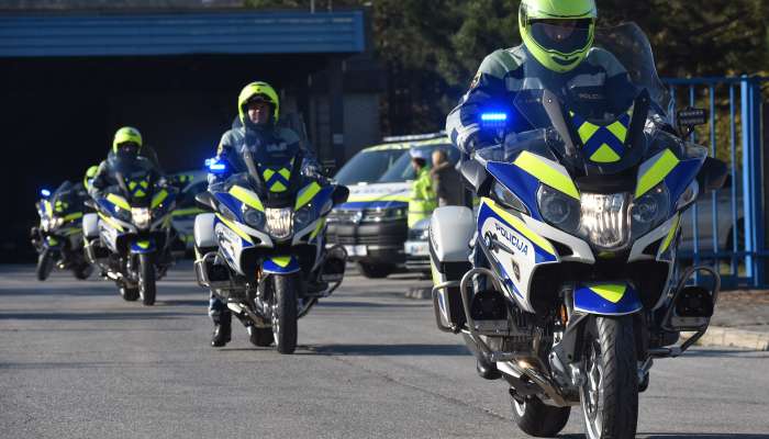 slovenska policija, motor, policisti