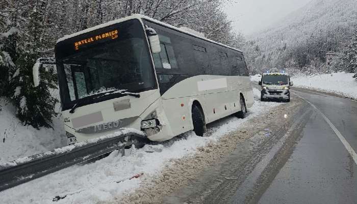 avtobus, mojstrana, hrušica