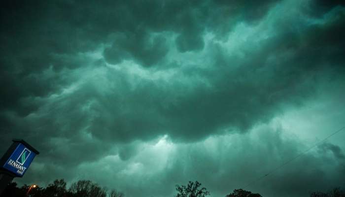 tornado, neurje, nevihtni oblaki
