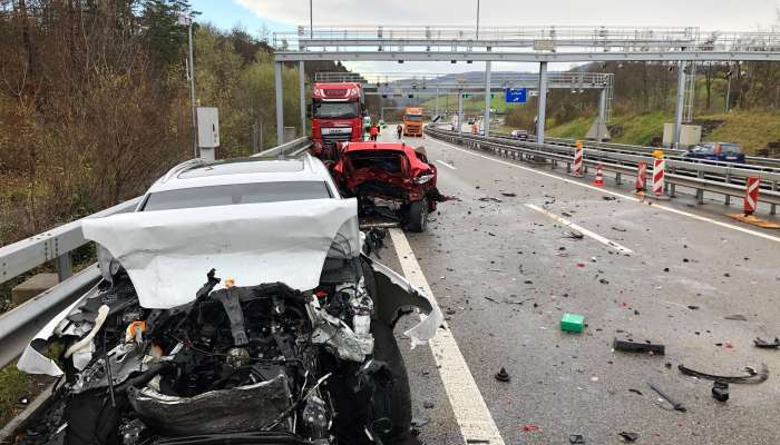 švicarska vatocesta, darko, prometna nesreča