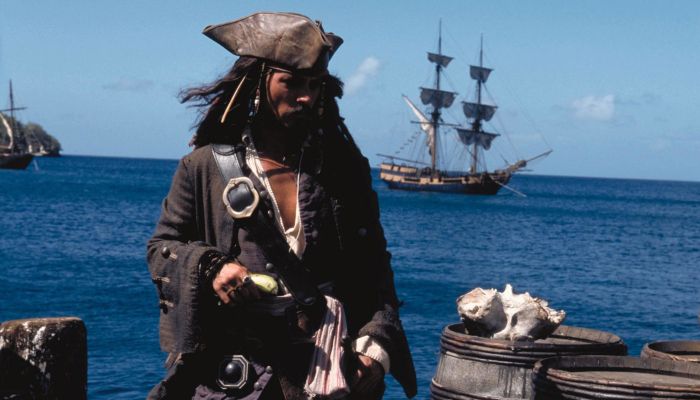 V filmski uspešnici Pirati s Karibov blesti Johnny Depp