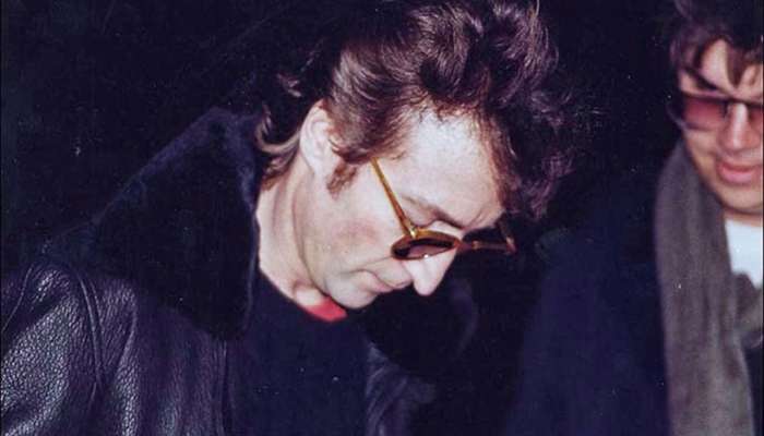 John_Lennon_Chapman_1980