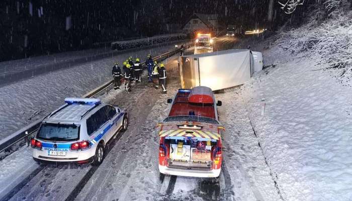 kombi, muta, prometna nesreča, sneg, promet