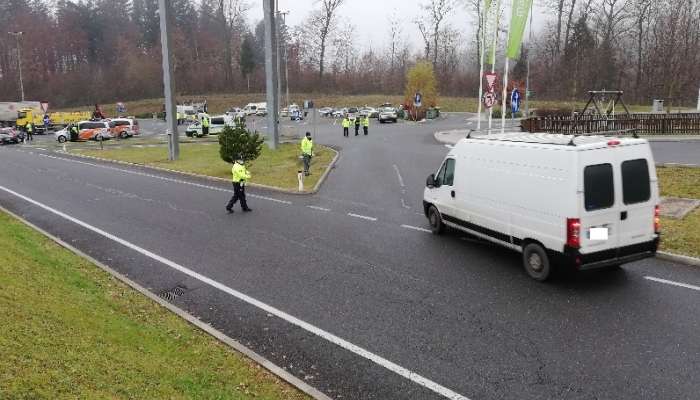 kontrola-prometa, policija, dars, počivališče-starina