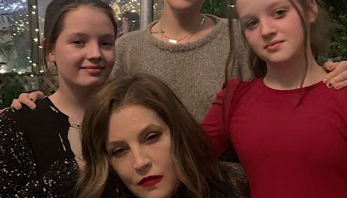 Lisa Marie Presley s svojimi deklicami ..