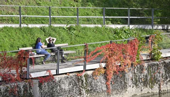 ljubljanica, oktober, jesen, ljudje, sonce