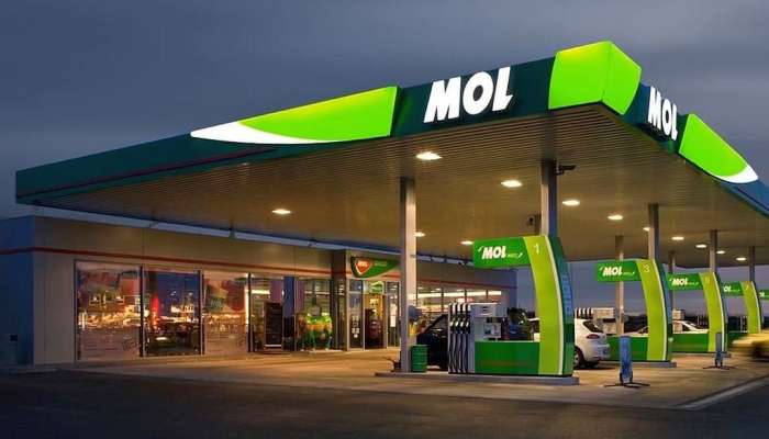 mol-romania-fuel-station_b