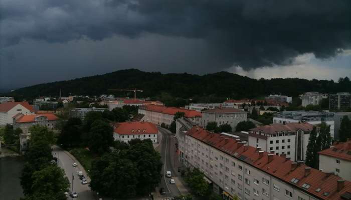 ljubljana, nevihta, oblaki