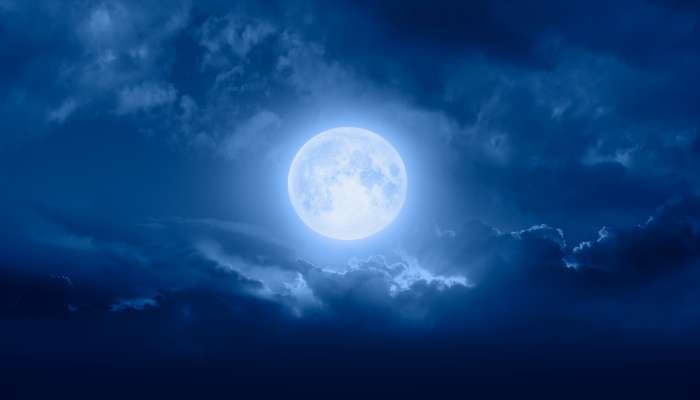 Modra polna luna