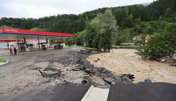 prevalje, benciski servis