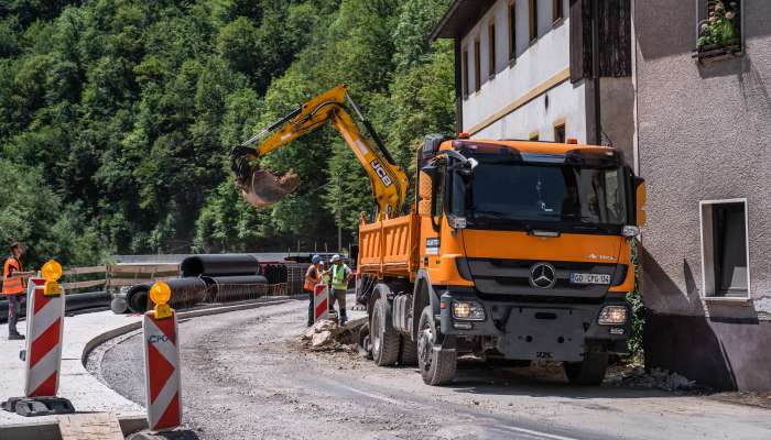 Delo na cesti Idrija