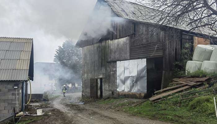 požar-v-spodnji-kapli