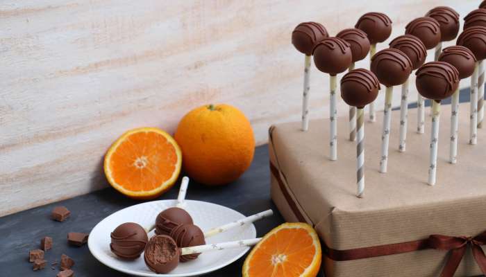 moj naj recept čokoladni cakepopsi s pomarančo in cimetom (23)