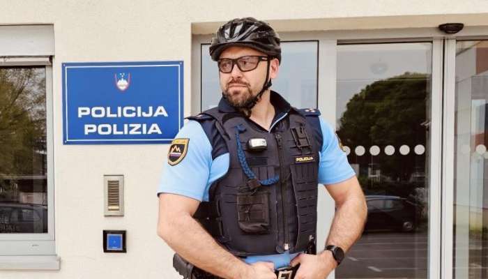 policist rolerji polciija