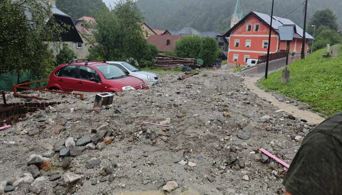 Posledice neurja v Črni