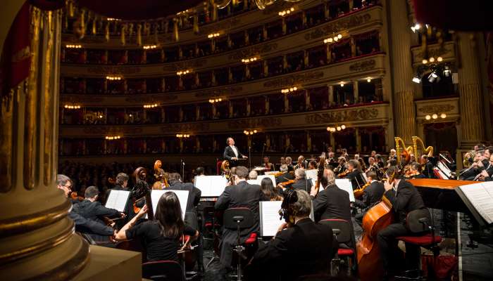 Riccardo Chailly in Filharmonični orkester milanske Scale