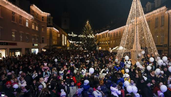 praznicne-lucke, kranj