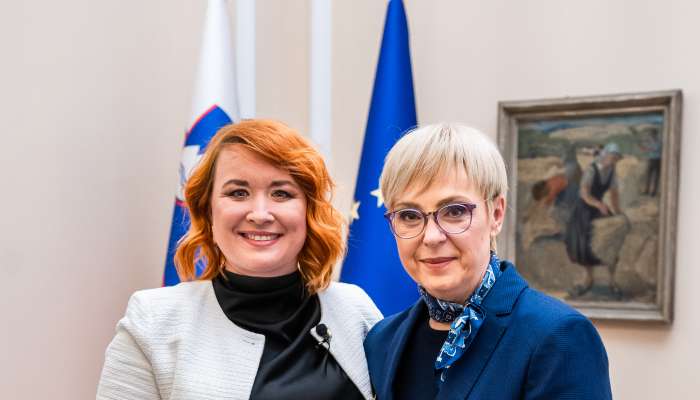 Maja Oderlap in predsednica Republike Slovenije Nataša Pirc Musar