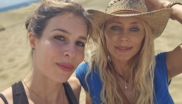 Lea in Maja v prečudovitem okolju Velikega Kanarskega otoka