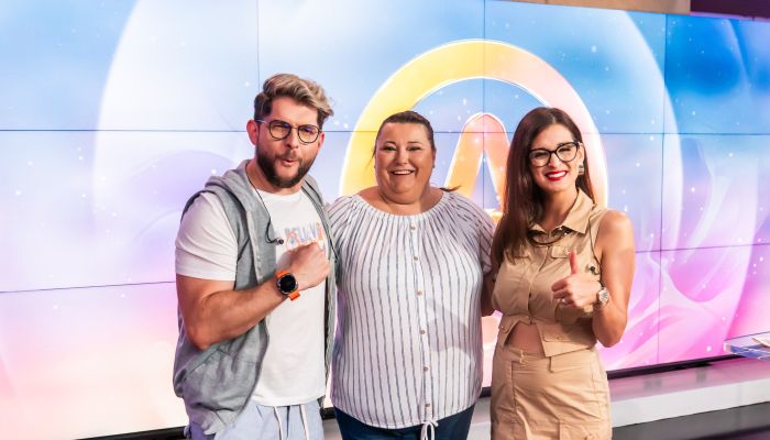 Žana in Klemen sta se ob Urškinem obisku iskreno zabavala