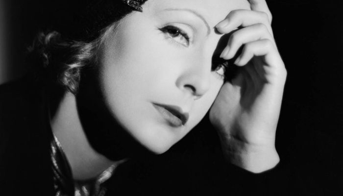 Greta Garbo, prva diva Hollywooda, je imela le 15 let trajajočo kariero, vendar je njena legenda pre