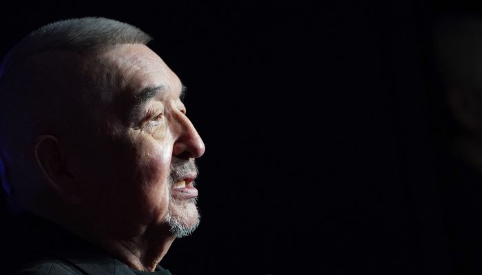 Graham Greene (1952–2025) je bil eden najvidnejših staroselskih igralcev v filmih in serijah