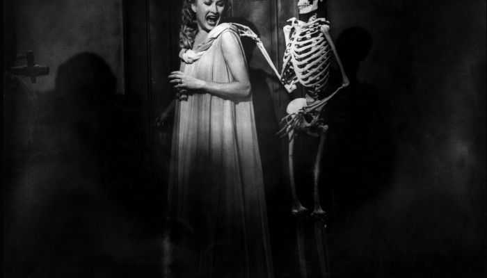 Hiša na zakletem griču, House on Haunted Hill - !!Hiša na zakletem griču velja za mejnik v žanru in