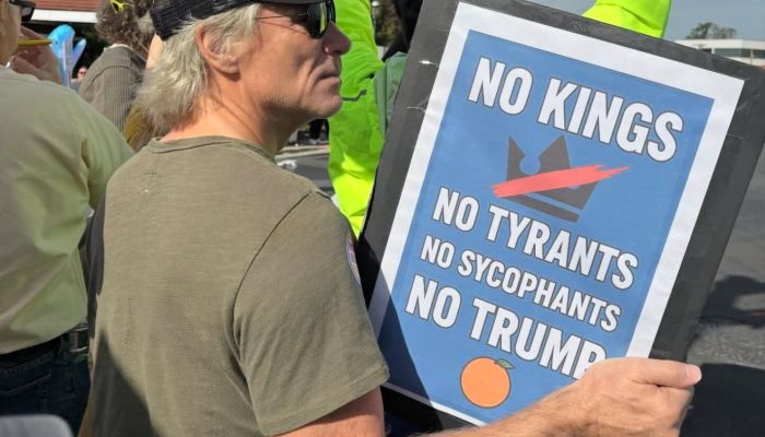 Jon Bon Jovi - V domačem New Jerseyu so med množico opazili priljubljenega glasbenika Jona Bon Jovij