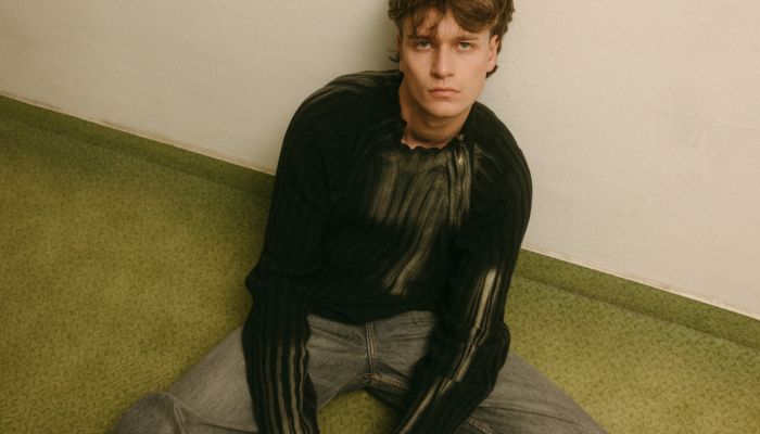 Pesem Polje ruža nosi čustva in izkušnje, ki sem jih dolgo hrani