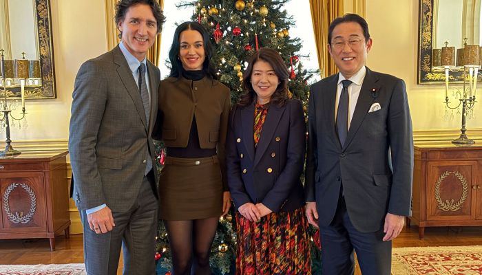 Justin Trudeau, Katy Perry - Justin Trudeau je potrdil zvezo s Katy Perry kar s fotografijo na družb