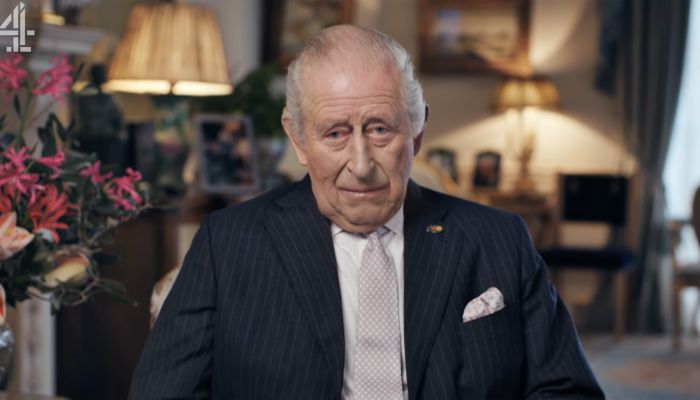 Kralj Karel - !!!Kralj Karel je sporočil veselo novico, da se je njegov načrt zdravljenja raka v nov