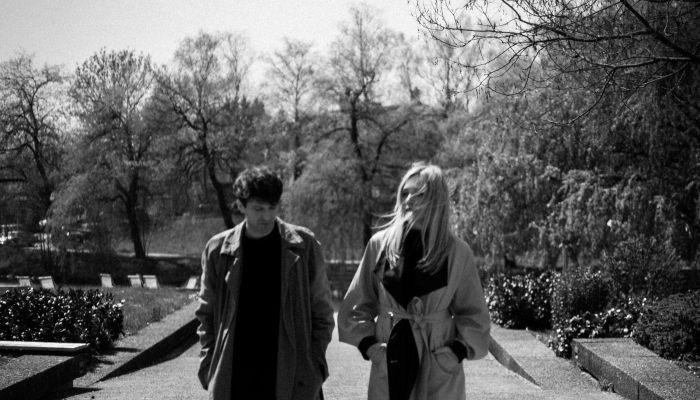 Katarina Čas in Izak Košir v projektu Berlin – zvočni in vizualni portret neizrečene romance