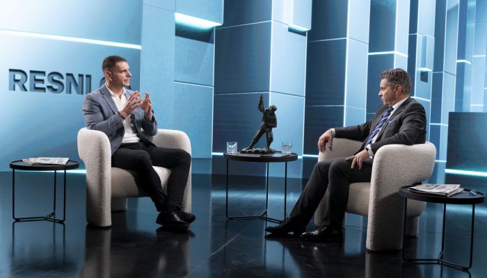 pogovori o prihodnosti, zoran stevanovic, Vesel