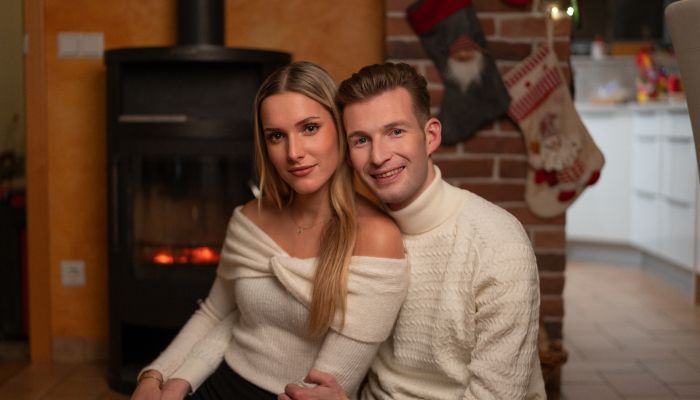 Žiga Jelar na snemanju spota z Ano Guček