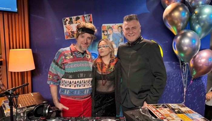 »Takrat je bilo vse drugače. Meni so hlačke metali na oder