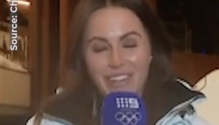 Danika Mason med neposrednim prenosom z zimskih iger Milano–Cortina, ko je njen nastop zaradi