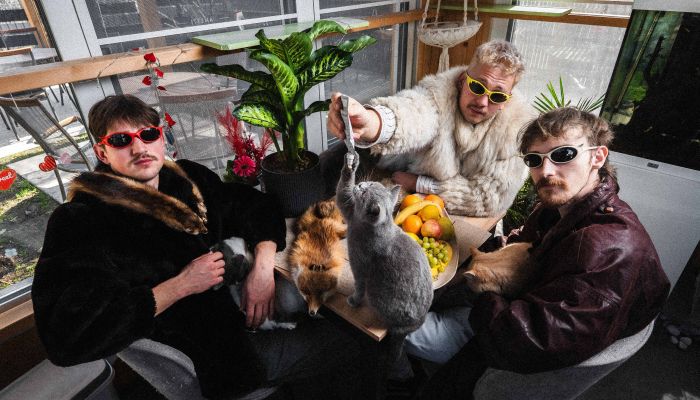 Z novo skladbo nad vaške čenče