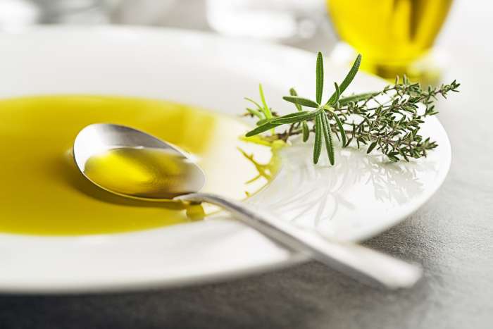 Poletna dieta z olivami