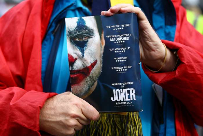 Joker - film, ki razburja in zbuja strah