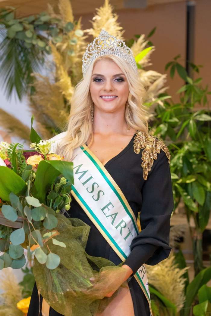 Adrijana Ojsteršek je Miss Earth Slovenije 2020