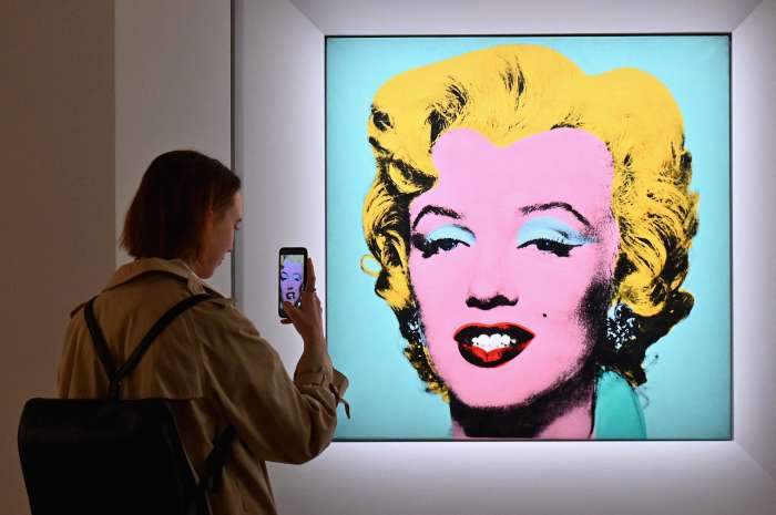 Warholov portret prodali za rekordnih 195 milijonov dolarjev
