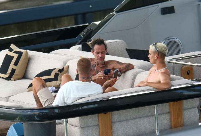 David Beckham na jahti uživa v družbi bivšega moža Jennifer Lopez
