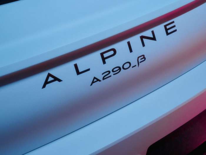 Nov model francoskega Alpine bo nosil posebno oznako