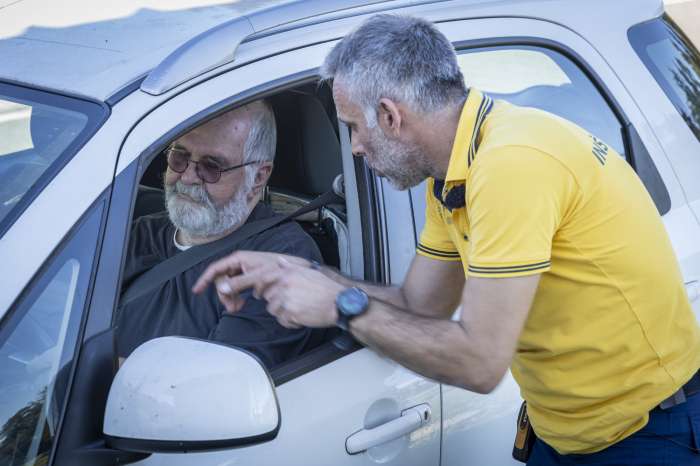 Starejši vozniki: Zakaj osvežitvene vožnje pomagajo?