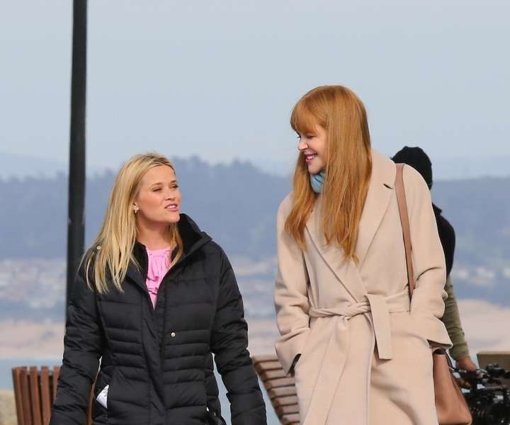 Visokorasla Nicole (na sliki s soigralko Reese Witherspoon) se s soigralci iz serije Majhne laži druži tudi v prostem času.
