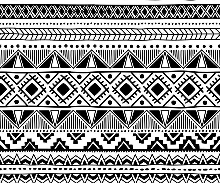 Značilni črno-beli vzorci, lahko tudi plemenski in pisani.