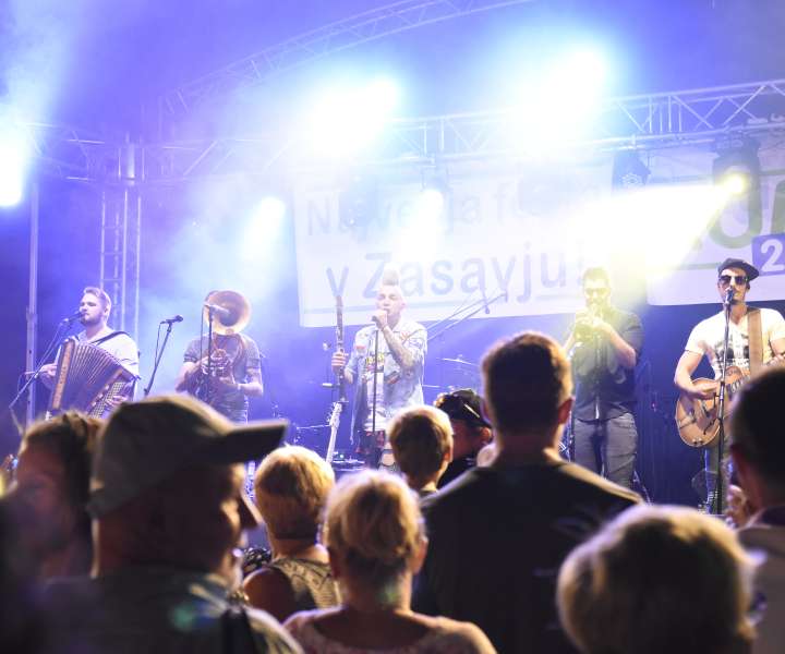 Prvi dan KUMfesta v znamenju slovenske glasbe.